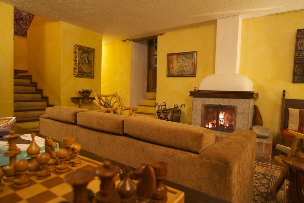 Las Palmeras Inn Otavalo Buitenkant foto