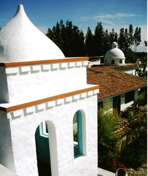 Las Palmeras Inn Otavalo Buitenkant foto