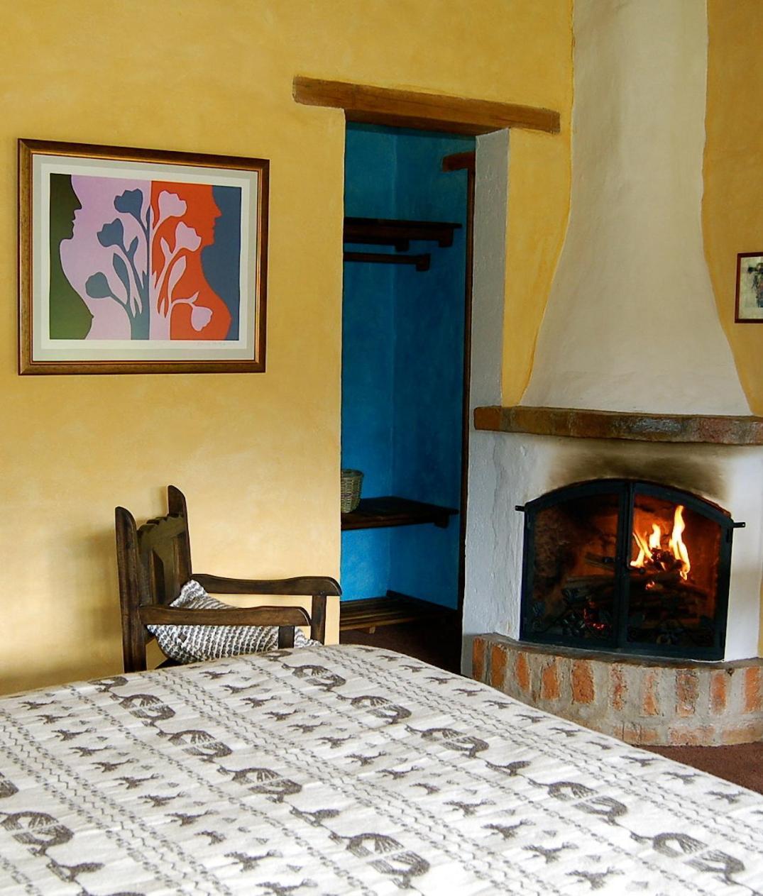 Las Palmeras Inn Otavalo Buitenkant foto